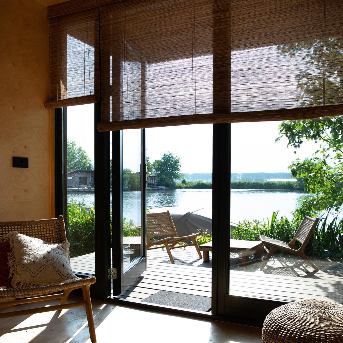 Baltex Blinds voor het Ultieme Poolhouse: Luxe, Comfort en Bescherming in Één