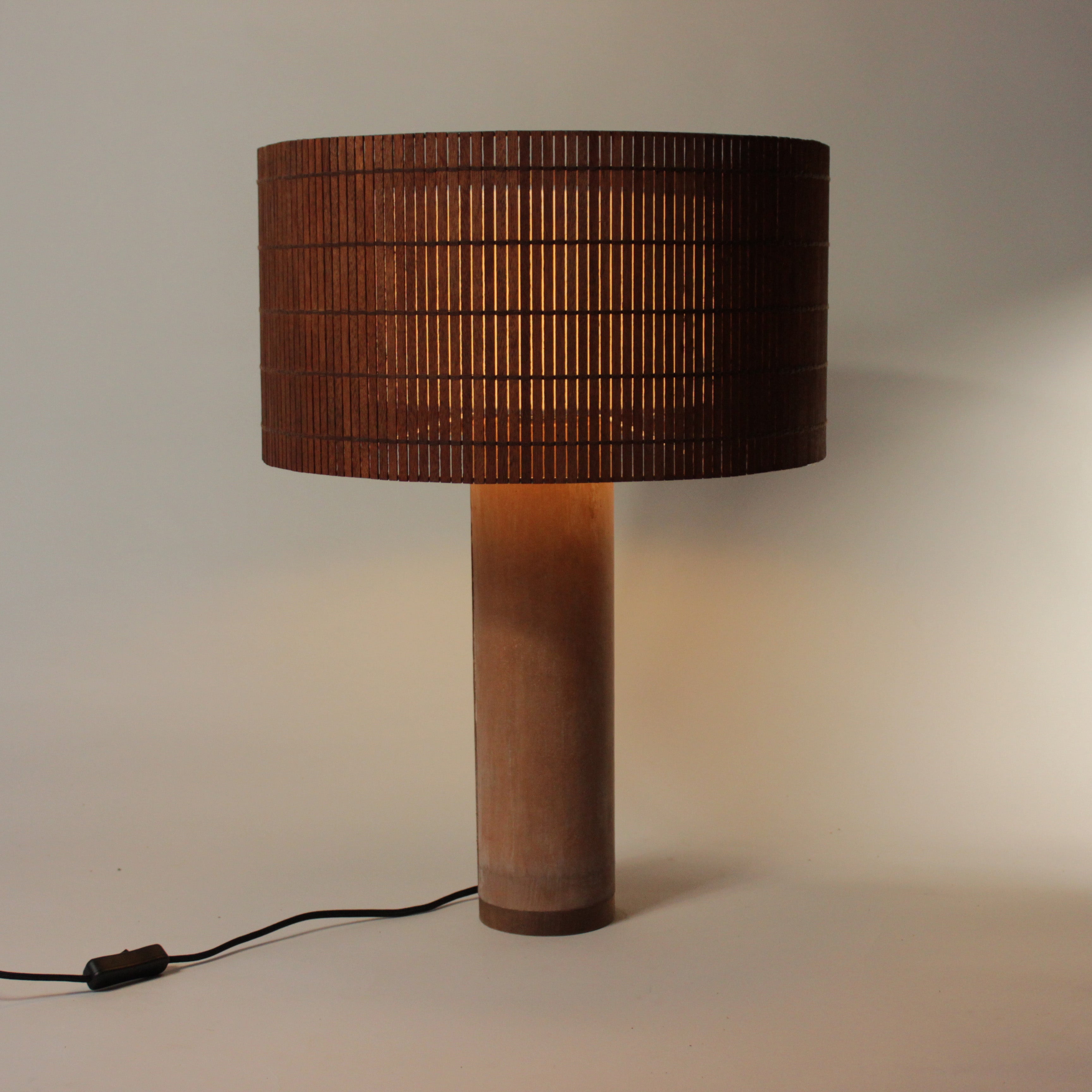 Handgemaakte tafellamp in Amsterdam Baltex Verlichting San Terracota