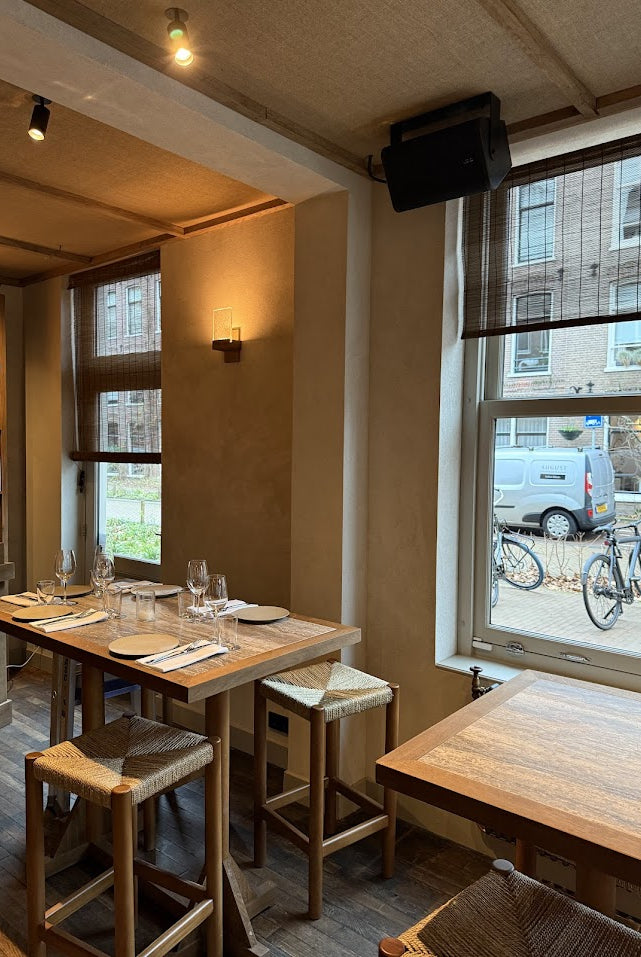 Cafe gordijnen en blinds van Baltex blinds - Mokka - August Interieur