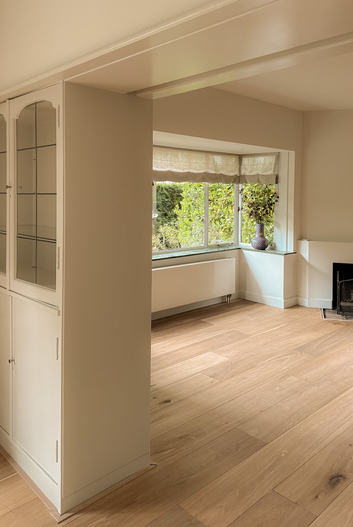 Baltex linen roller blind without battens by Balttex Blinds, showcasing a soft, natural fabric window treatment with clean folds.