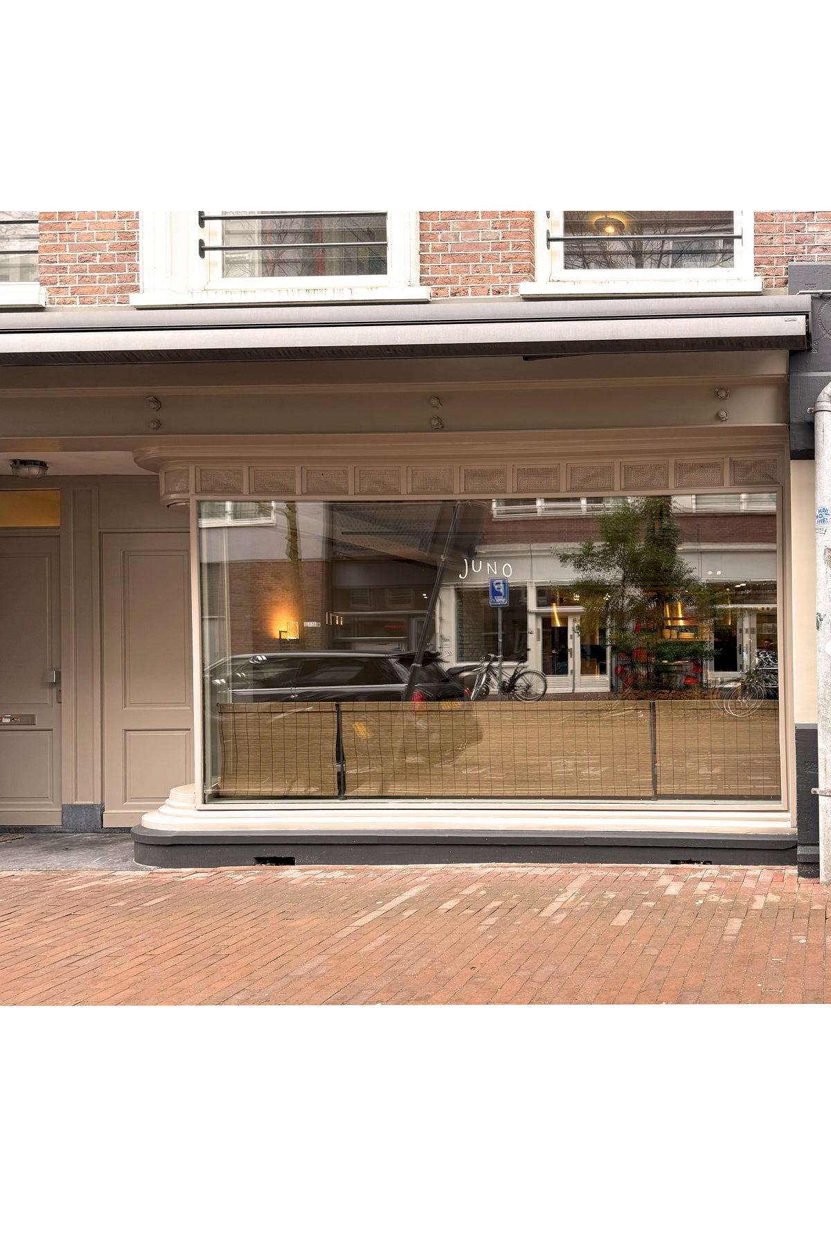 Cafe gordijnen en blinds van Baltex blinds - Mokka - August Interieur