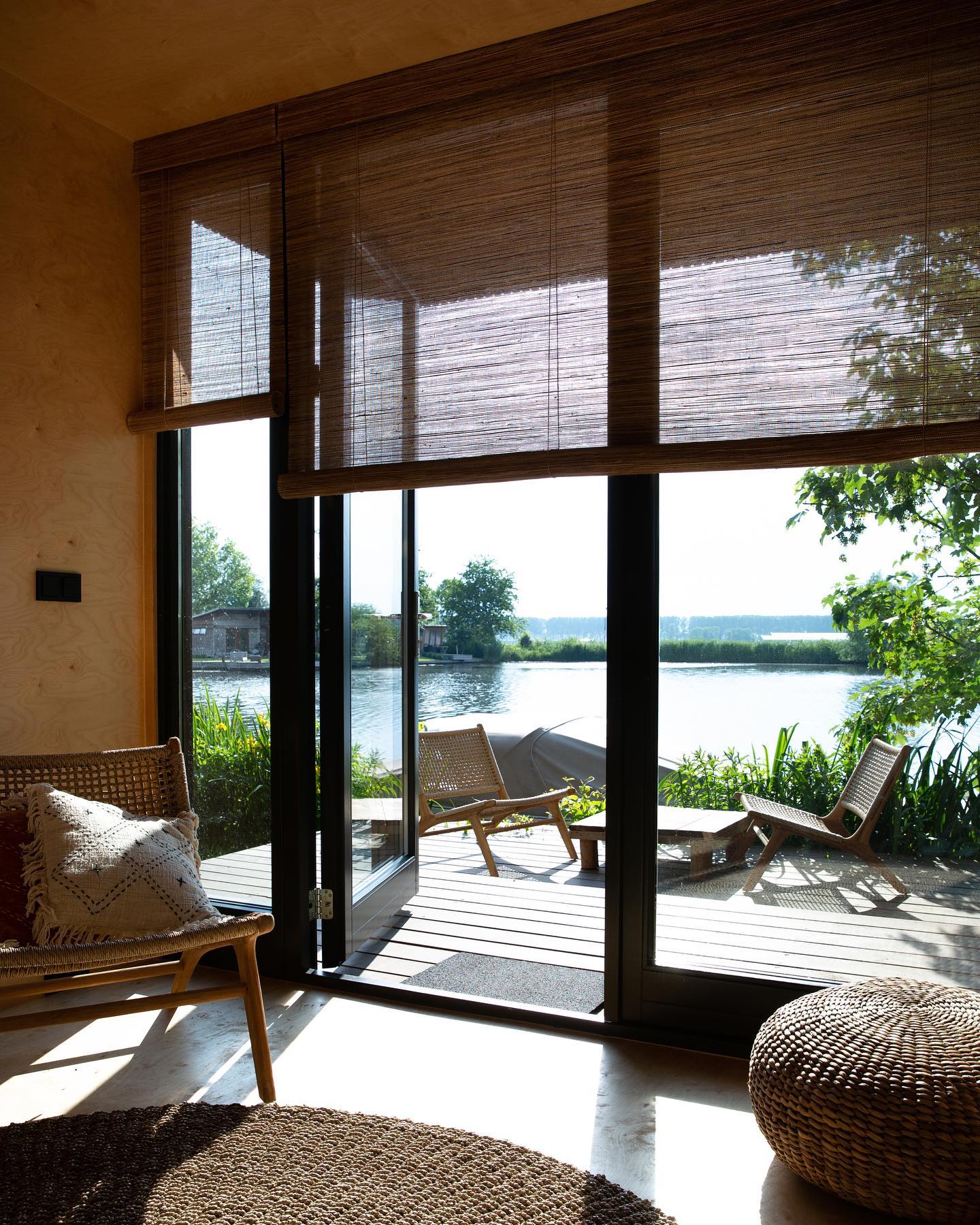 Baltex Blinds voor het Ultieme Poolhouse: Luxe, Comfort en Bescherming in Één