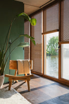 Tuamoto blinds in woonboot, ontwerpen voor privacy zonder lichtverlies.