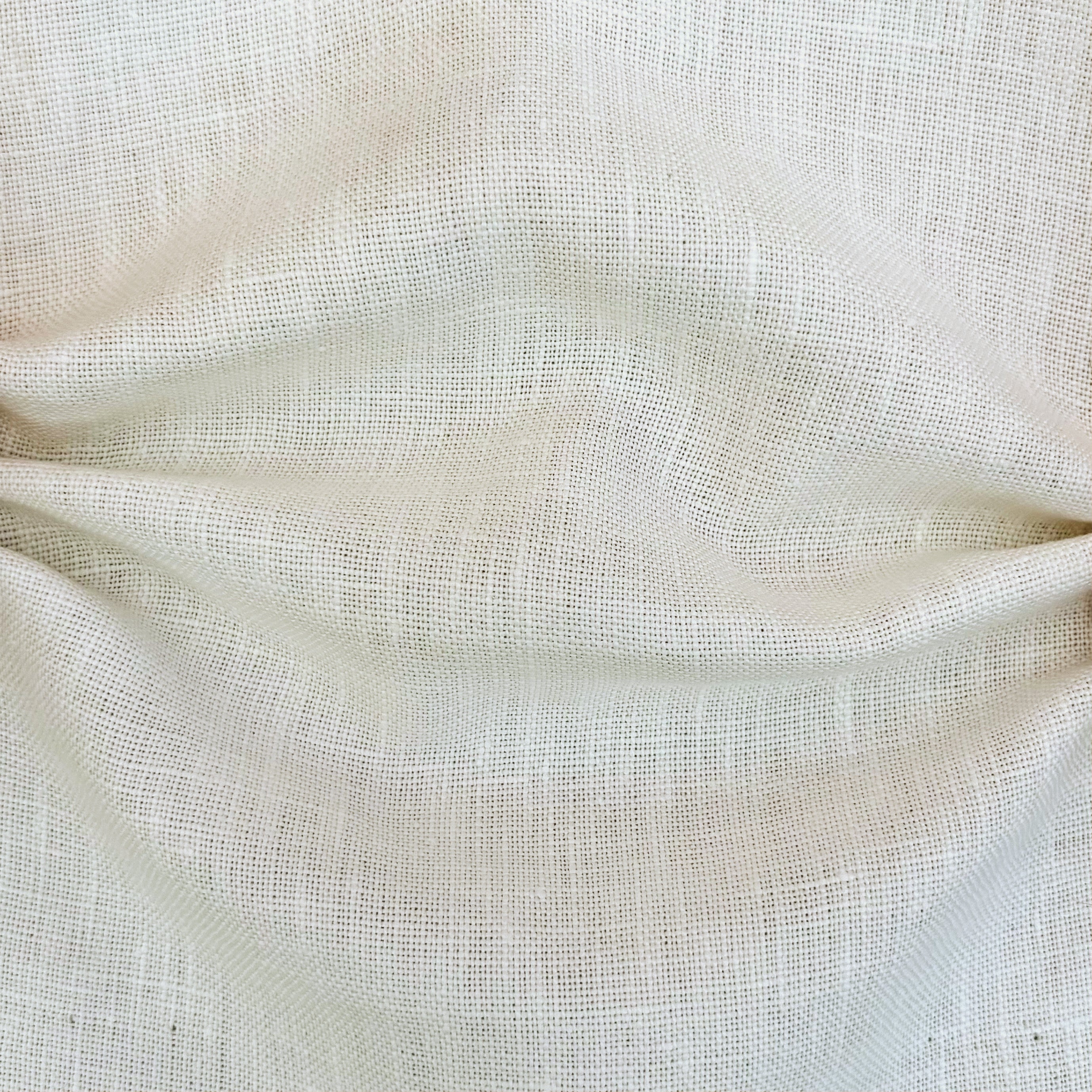 0200 Laundered - Oyster - August Interieur